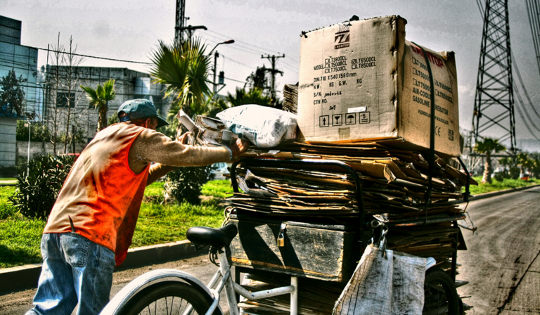 Un informe de la UCA reveló que el 55,5% de la población argentina es pobre y 17,5% indigente