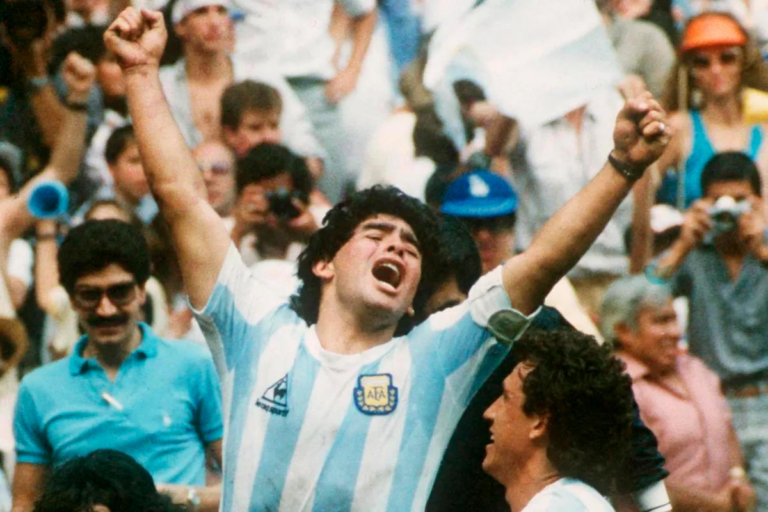 Diego Eterno: Las redes homenajean a Diego Maradona el día de su cumpleaños número 64