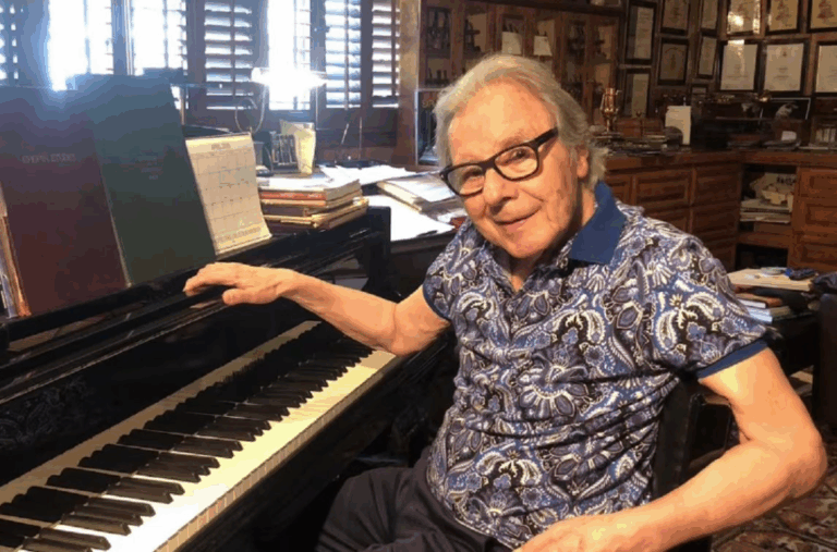 Murió el pianista argentino Lalo Schifrin, compositor del tema de ‘Misión Imposible’